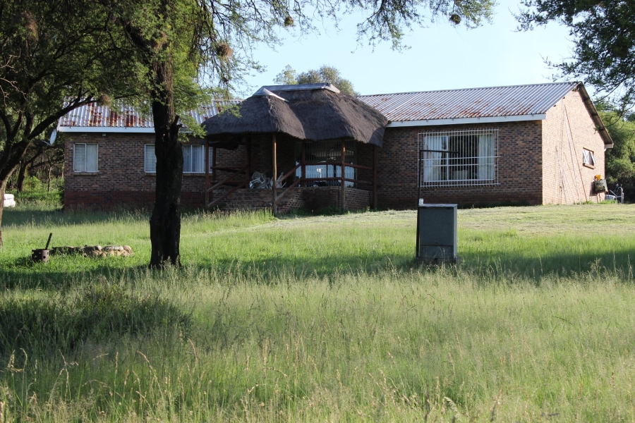 5 Bedroom Property for Sale in Deneysville Free State
